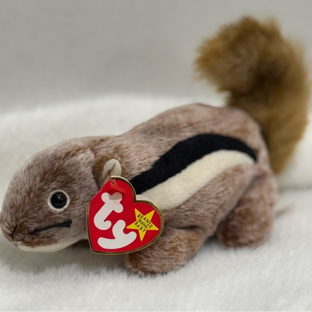 1999 Vintage Retired Ty Chipper Chipmunk
